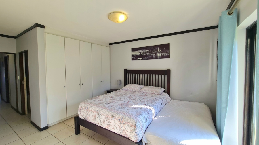 2 Bedroom Property for Sale in Bowtie Western Cape
